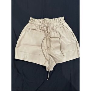 MISSGUIDED size 0 tan leather women’s shorts